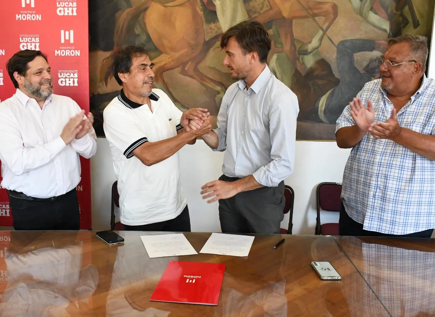 Morón actualizó la paritaria 2023 para municipales y el aumento ...