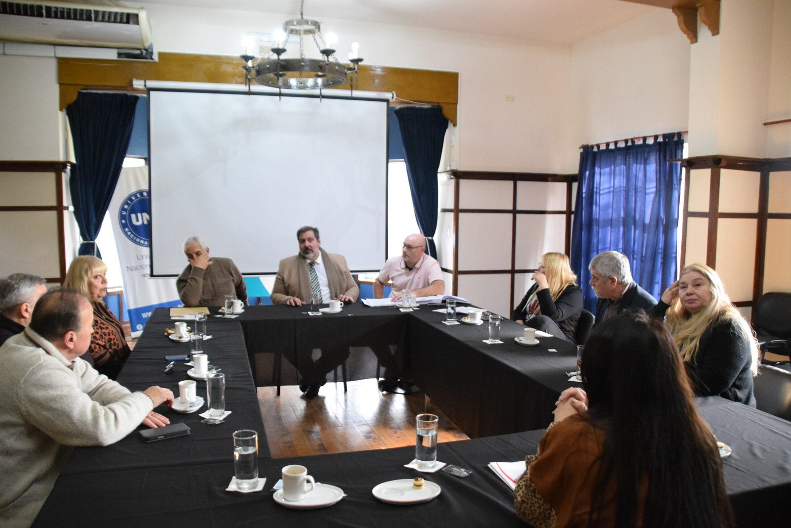 La Universidad Nacional del Oeste adquirió, con fondos propios, un ...